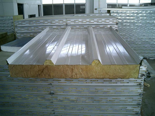彩钢岩棉板在建筑中保温与防火性能如何？
